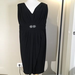 🎉✨ EUC XCAPE Dress in size 14W